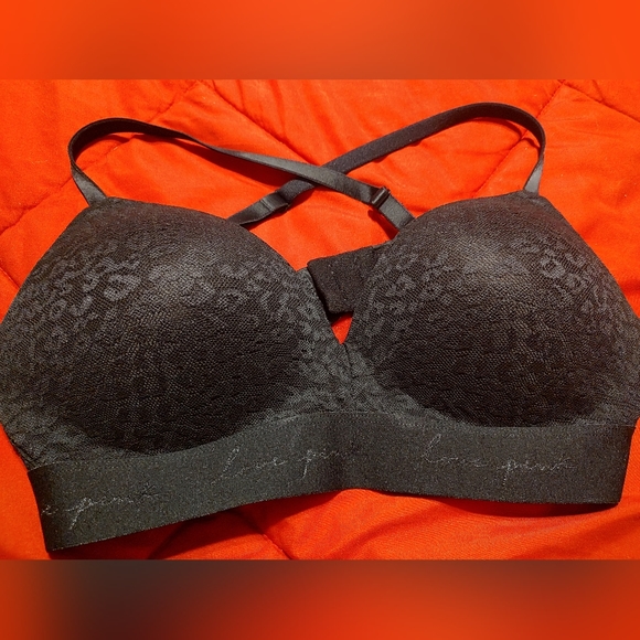 ✨NWOT✨ NEVER WORN THE T-SHIRT Lightly-Lined Wireless Bra - Picture 4 of 4